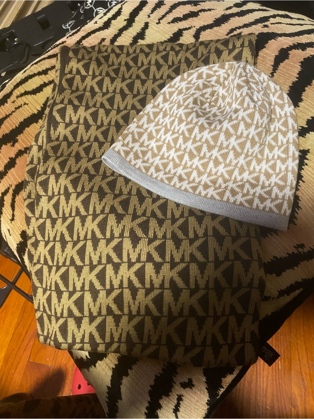 Michael Kors Men’s Tan & Brown MK Logo Beanie and Scarf